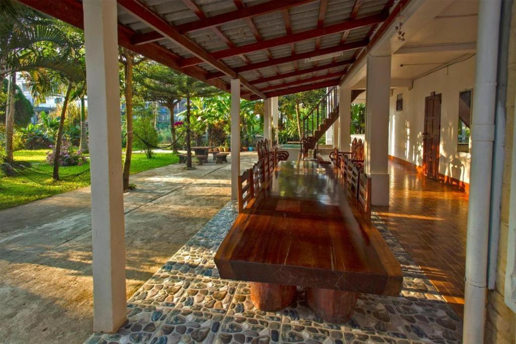 Riverside Garden Hostel Vang Vieng Luaran gambar