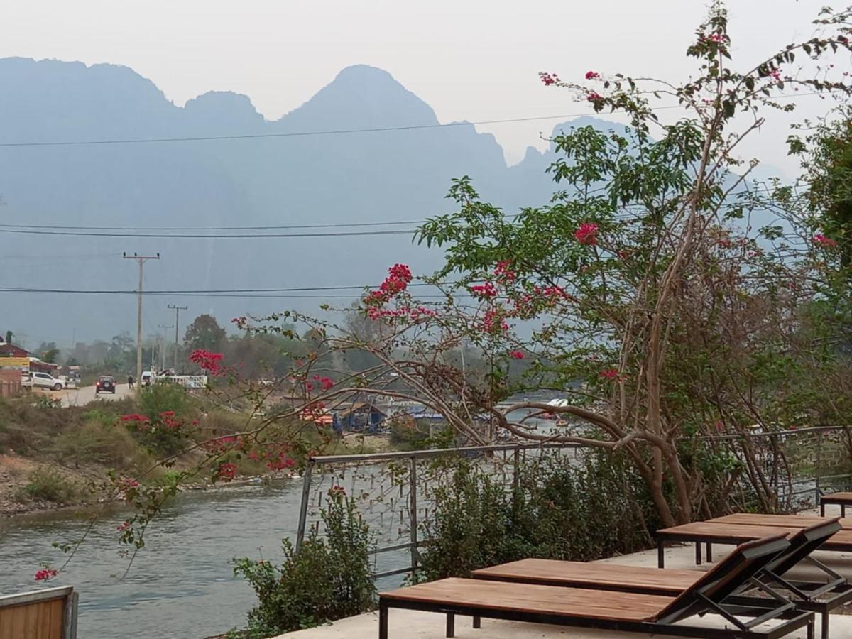 Riverside Garden Hostel Vang Vieng Luaran gambar