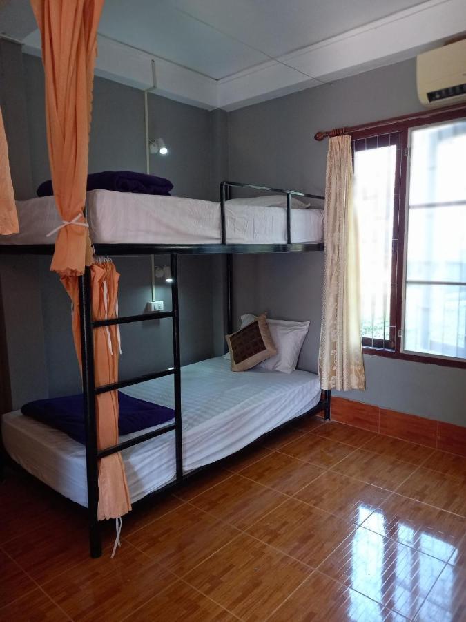 Riverside Garden Hostel Vang Vieng Luaran gambar